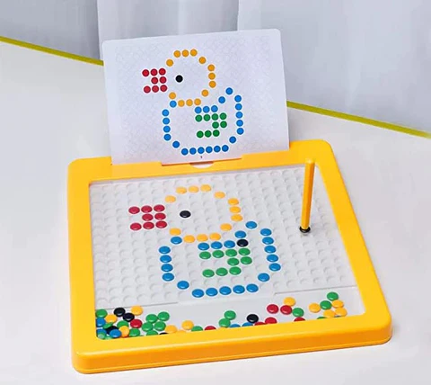 لوحة الرسم المغناطيسية